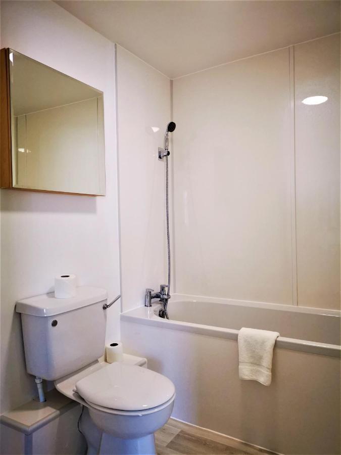 Apartamento Marina Living With Parking, Balcony, Quiet And Secure Brighton Exterior foto