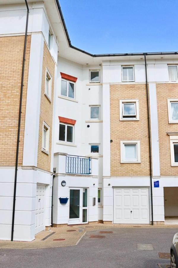 Apartamento Marina Living With Parking, Balcony, Quiet And Secure Brighton Exterior foto