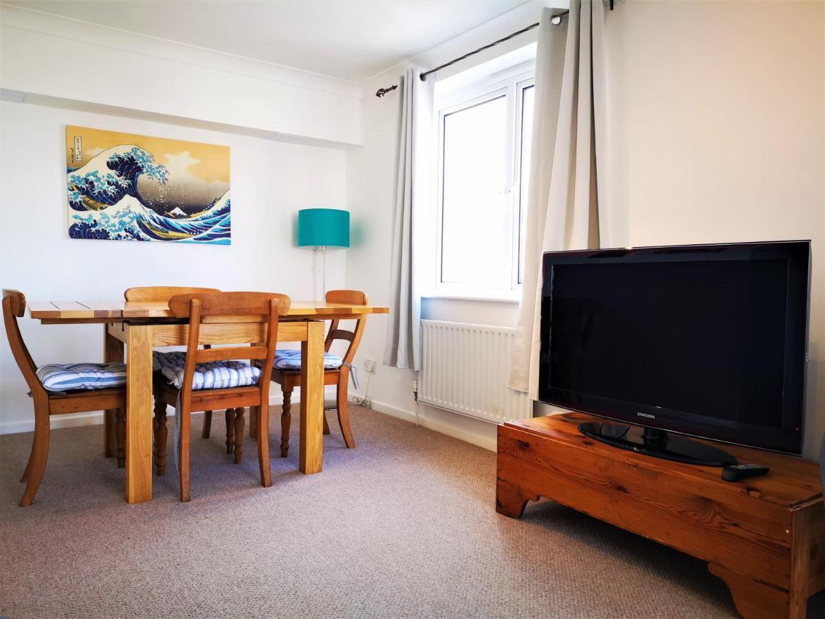 Apartamento Marina Living With Parking, Balcony, Quiet And Secure Brighton Exterior foto